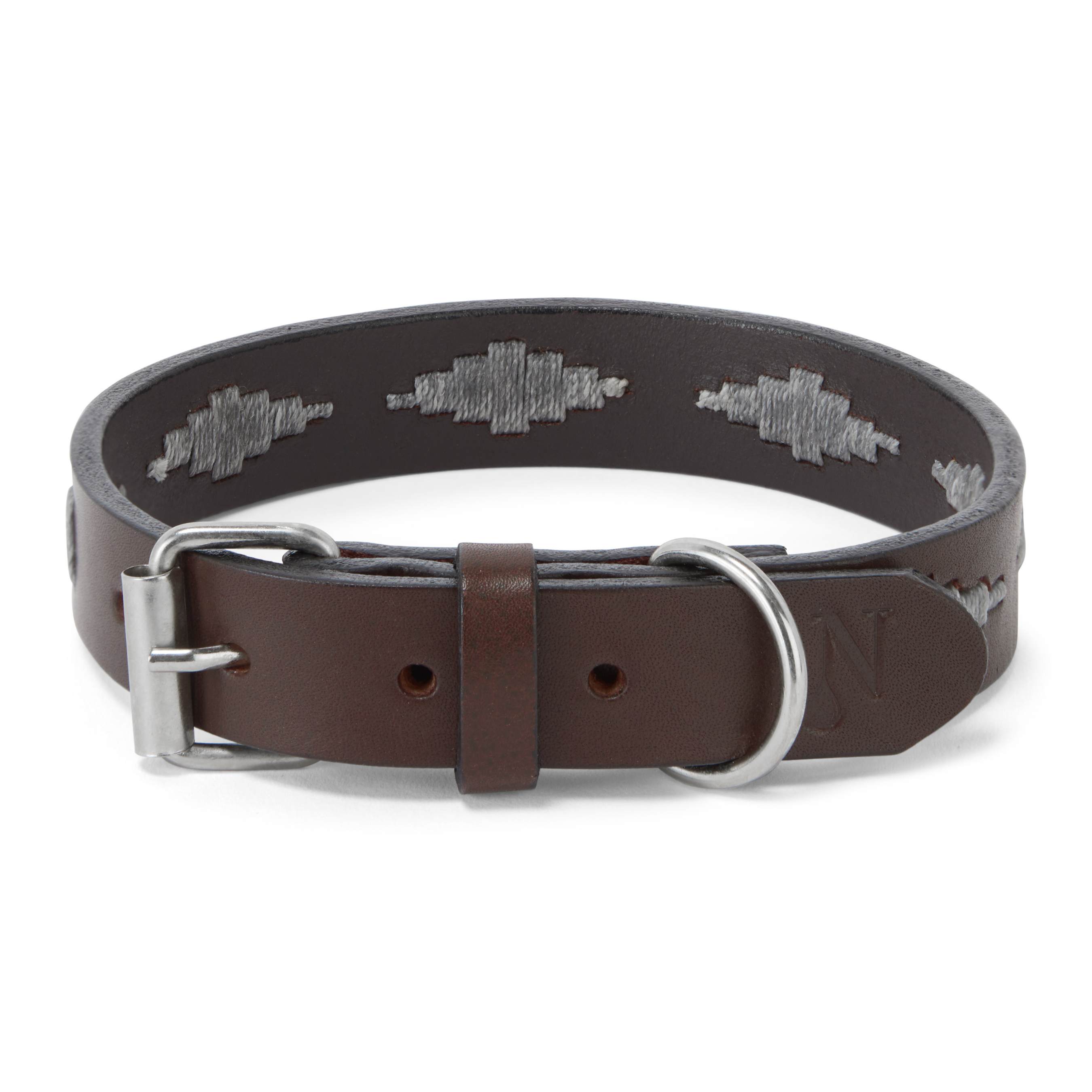 The Pampeano X NASH dog collar, handmade with Havana leather.